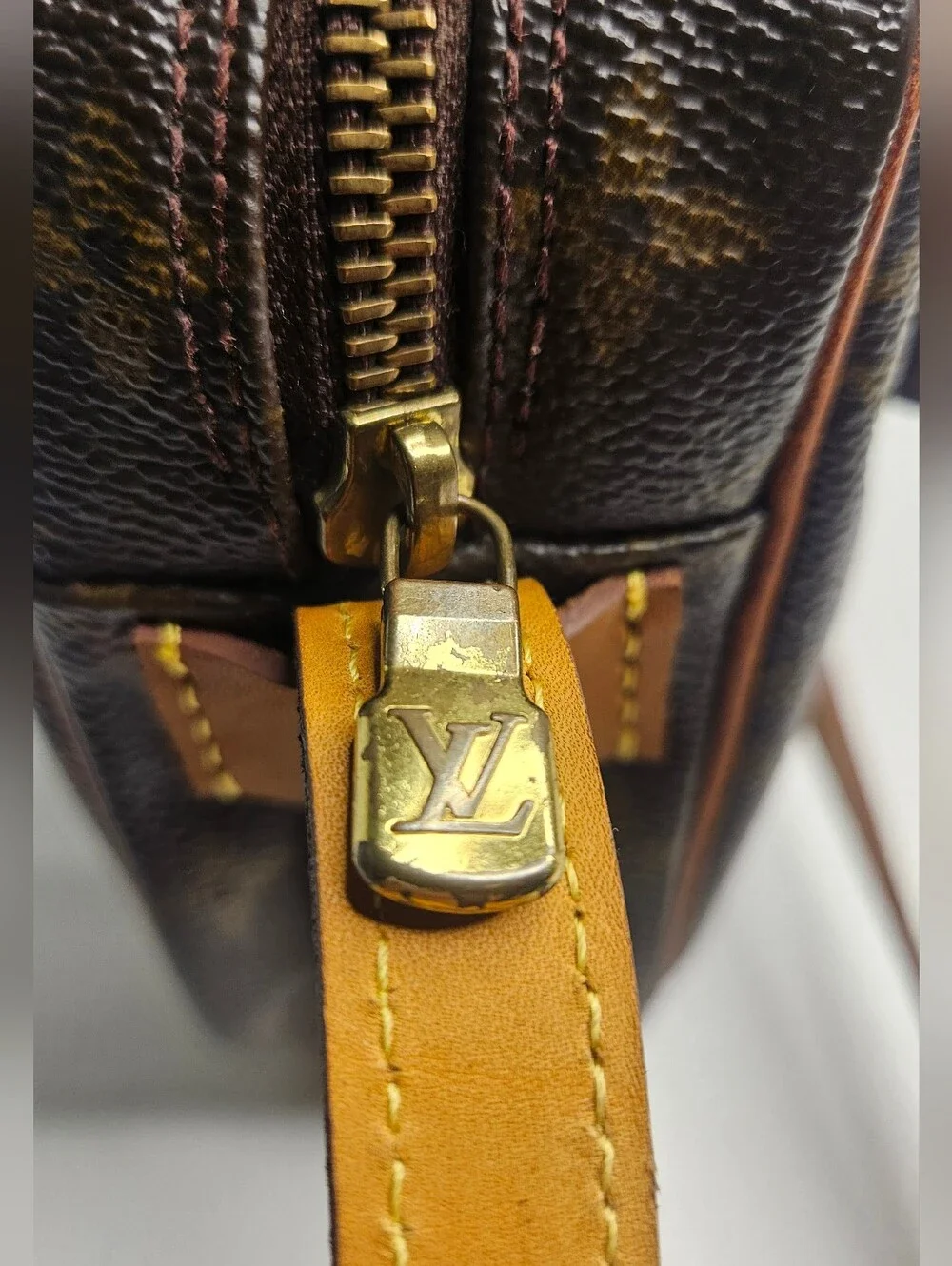 Authentic Louis Vuitton LV Jeune Fille MM Monogram Crossbody Shoulder w/dustbag